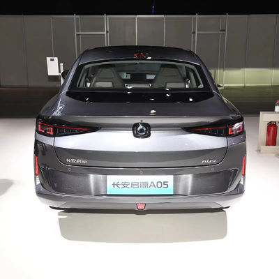 CHANGAN Qiyuan A05 1.5L Hybride voertuig 5 zitplaatsen Sedan Geavanceerde hybride technologie