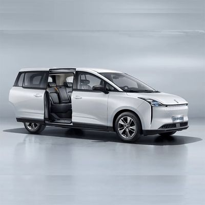 140 km/u snelle elektrische auto met een batterijcapaciteit van 53 KWh en een maximaal bereik van 419 KM