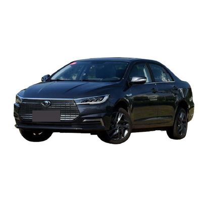 BYD Qing tweedehands elektrische auto's met snellader en voor- en achterbanden 205/55/R16